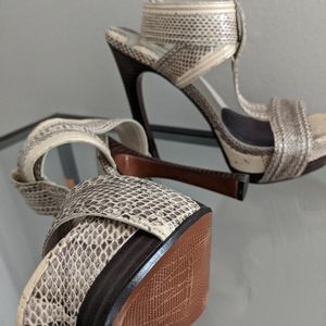 Leon Max Snakeskin Heels NWOB Sz 6.5